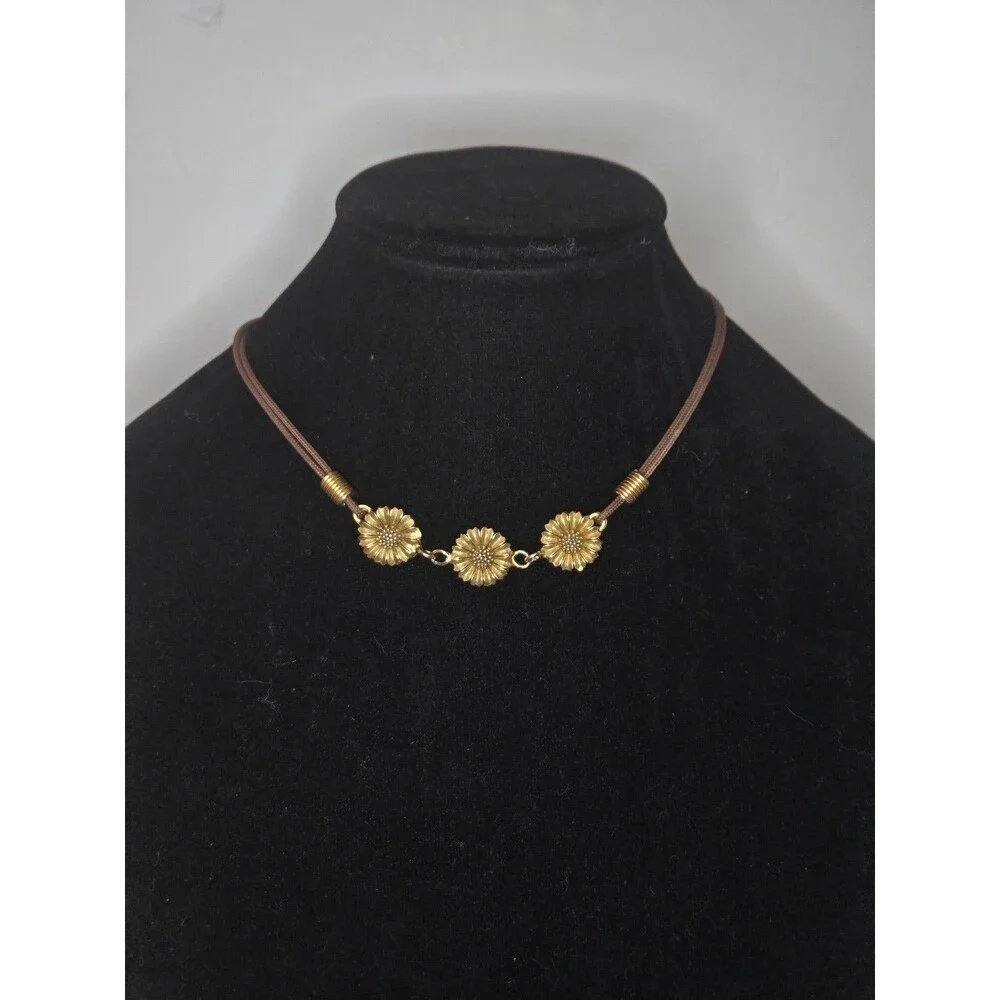 Eivind Hillestad Three Sunflowers Necklace Gold Tone on Cord